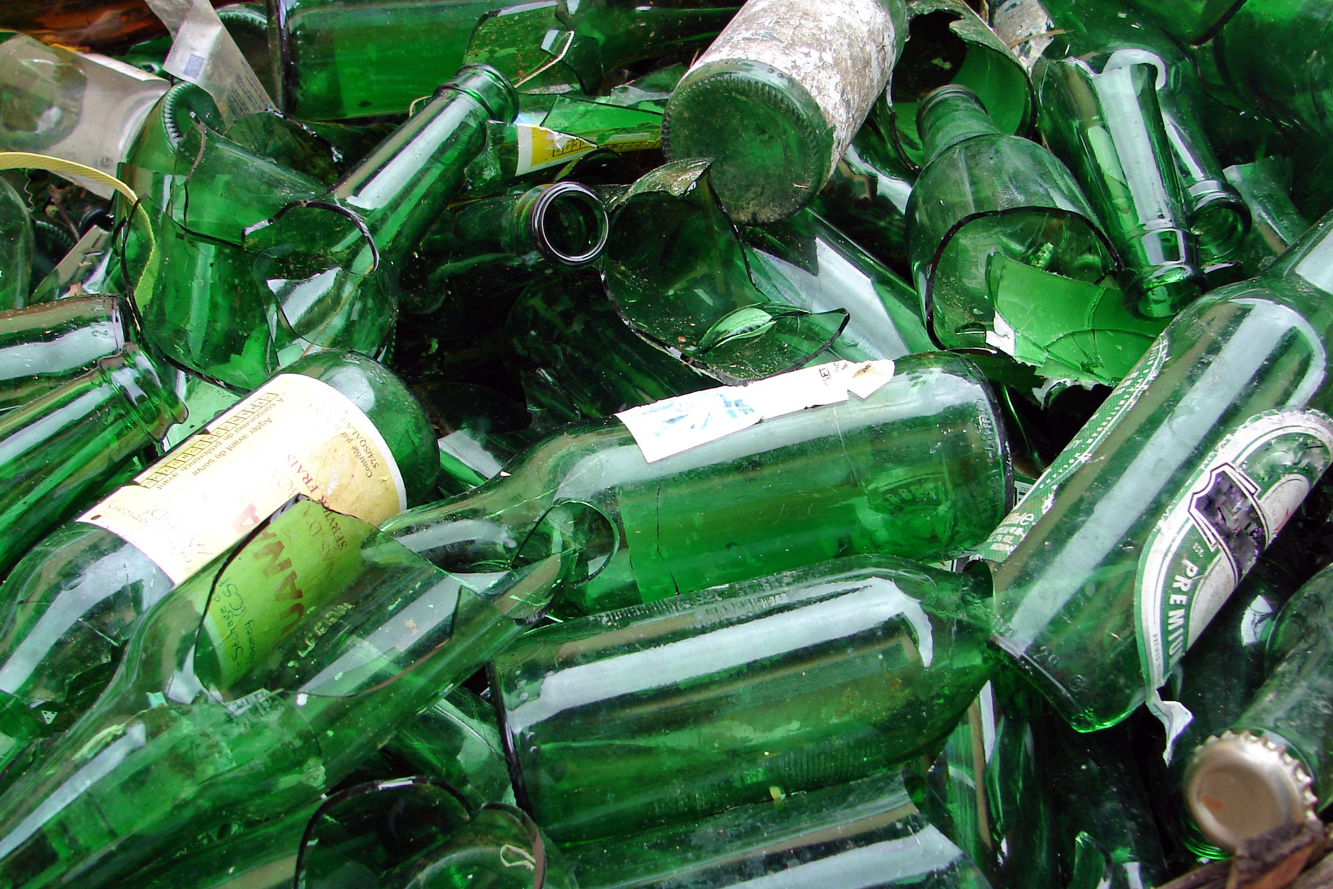 fond d’écran bouteilles en verre